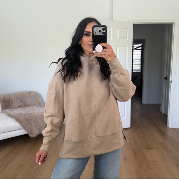 Hoodie medium - Picture 1 of 4